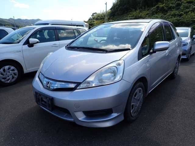 147 HONDA FIT SHUTTLE GP2 2013 г. (ORIX Fukuoka Nyusatsu)